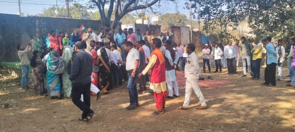 पंचायतों में जीरो बैलेंस, गांवों का विकास रुके साल गुजर गए, अब ताने मिलते हैं...