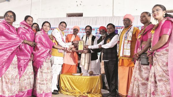 संत रविदास समाज को एकजुट रखने वाले सच्चे समाज सुधारक थे - इन्द्र साव