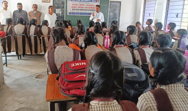 बेटियों को शिक्षा, स्वास्थ्य और सुरक्षा देकर सशक्त बनाने का संकल्प