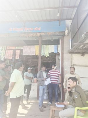  जनरल स्टोर में चोरी, पुलिस जांच में जुटी