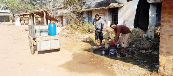 तोकापाल में चार दिनों से ठप नल-जल योजना, पानी को लेकर हाहाकार, ग्रामीणों में रोष