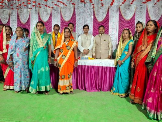 जौंदा में गुरु घासीदास  जयंती समारोह