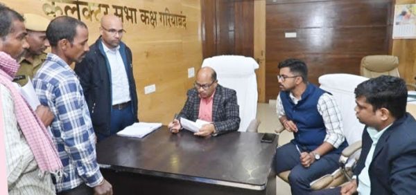 जनदर्शन में 21 आवेदन