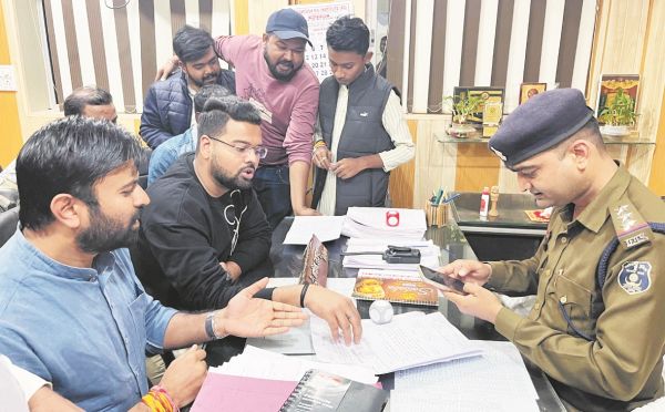 पूर्व सीएम भूपेश पर टिप्पणी, दुर्ग युकां ने की एफआईआर की मांग