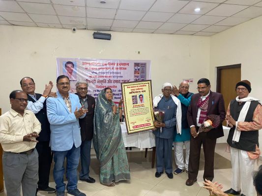 छत्तीसगढ़ी संस्कृति समाज को एक  सूत्र में जोड़ती है -डॉ. यादव