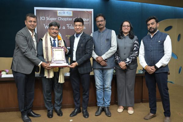 अमितेश पाठक जेकॉम राष्ट्रीय अध्यक्ष नियुक्त 