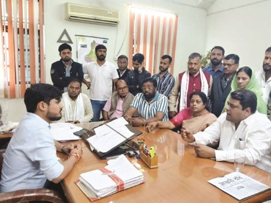 भाजपा सरकार में शहर में छह शराब दुकानें खुली, विधायक और सांसद के कार्यकाल की यही उपलब्धि -मुदलियार