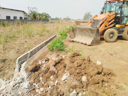 अवैध प्लाटिंग व शासकीय भूमि पर अतिक्रमण के विरूद्ध कार्रवाई
