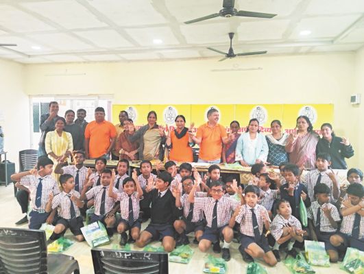 अर्पण दिव्यांग स्कूल बच्चों के साथ नव वर्ष मनाया
