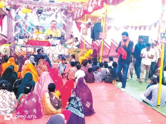 भागवत कथा में पहुँचे विक्रांत सिंह