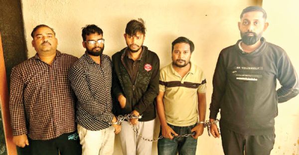 नशीले टैबलेट के सप्लायर एमआर समेत बेचने वाले 5 गिरफ्तार, इनमें 3 मेडिकल दुकानदार