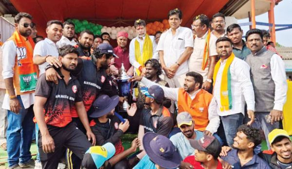 लक्ष्मी नारायण स्मृति क्रिकेट स्मृति स्पर्धा में हैदराबाद विजेता