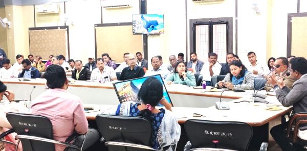 दलहन-तिलहन-मक्का और फूलों की खेती अपनाने के लिए किसानों को प्रोत्साहित करें-नंदनवार