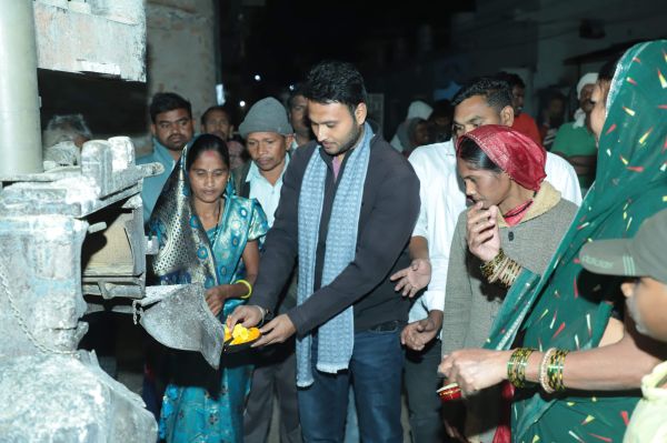 नपाध्यक्ष ने बोर खनन कार्य का शुभारंभ
