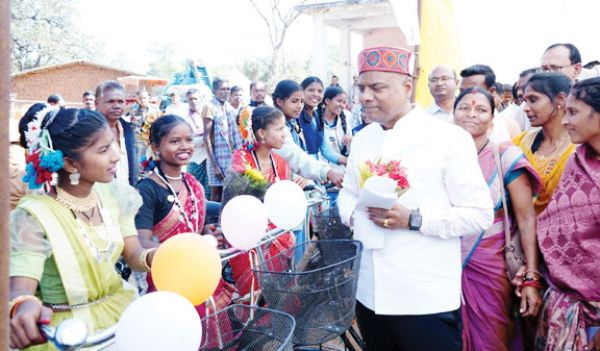 ग्रामीण क्षेत्रों में मूलभूत सुविधाएं पहुंचाना सरकार की प्राथमिकता- केदार कश्यप