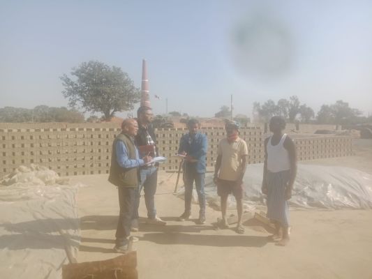 सोलर पॉवर प्लांट और चिमनी भ_ा का निरीक्षण