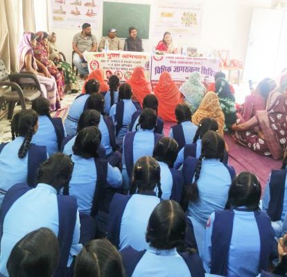  मुस्कान महिला समूह रिसदा   में विधिक साक्षरता शिविर