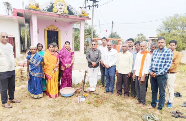 नपं अध्यक्ष ने किया विकास कार्यों का भूमिपूजन