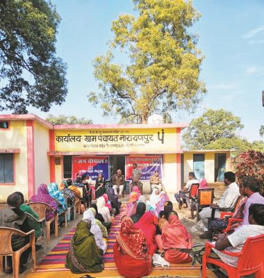 नारायणपुर जन चौपाल में महिला अपराध और साइबर क्राइम पर जागरूकता