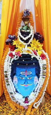 आस्था की पहाड़ी पर शिव का वास