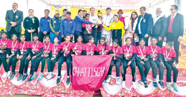 सॉफ्टबॉल में छत्तीसगढ़ ने बालक एवं बालिका दोनों वर्गों में जीता पदक