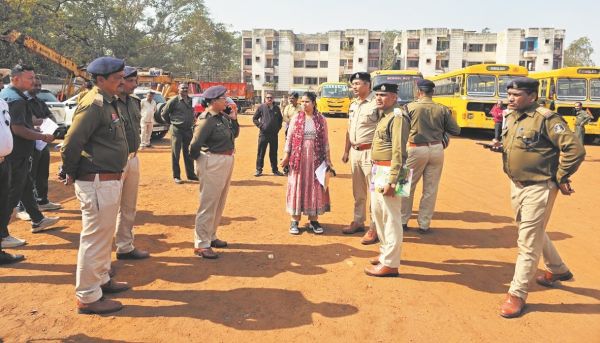 स्कूल बसों का निरीक्षण-परीक्षण 65 बसों पर 51 हजार जुर्माना