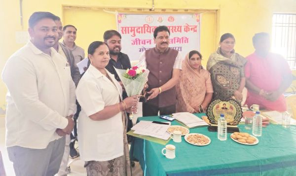 स्वास्थ्य केंद्र जीवनदीप समिति की बैठक में विभिन्न विषयों पर चर्चा