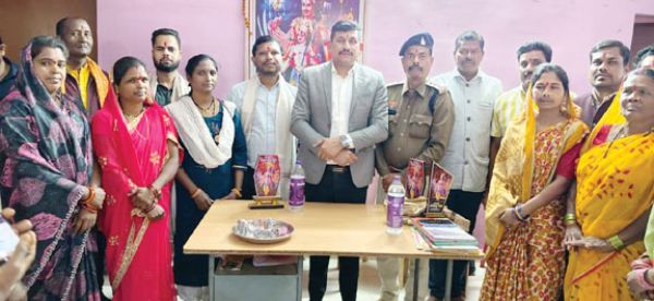 फरसगांव डबल मर्डर की गुत्थी सुलझाने पर कलार समाज ने किया एसडीओपी