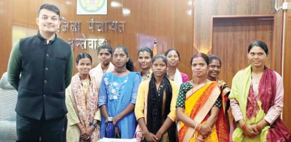   आठ बेटियों को मिला रोजगार