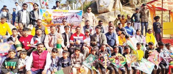 मकर संक्रांति पर गणपति  धाम में पतंग स्पर्धा