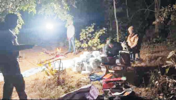 कार से 72 किलो गांजा जब्त, तस्कर गिरफ्तार