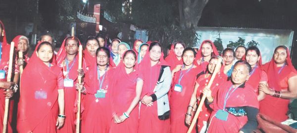 ग्रामीण महिला कमांडो का सम्मान