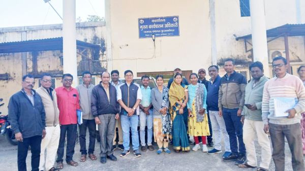 ग्राम विकास की बनी योजना