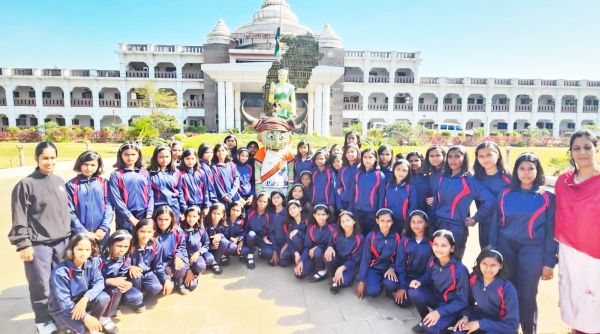 शुभंकर ‘मोर वीर’ का जोरदार अभिनंदन