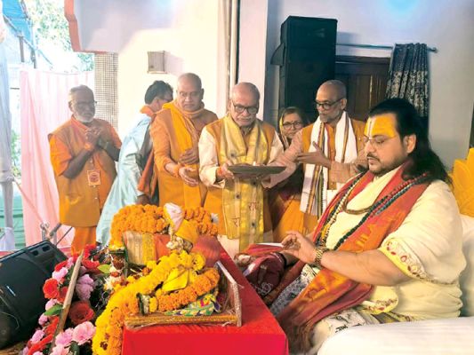 जीव पर दया, प्रभु पर भक्ति ही भागवत है- वागीश महाराज