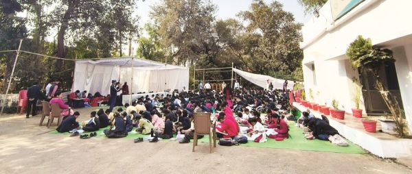 चित्रकला व स्लोगन स्पर्धा में 435 विद्यार्थियों ने लिया हिस्सा