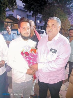 राजिम दौरे पर पर्यटन मंत्री का भव्य स्वागत अयाज रजा ने की मुलाकात