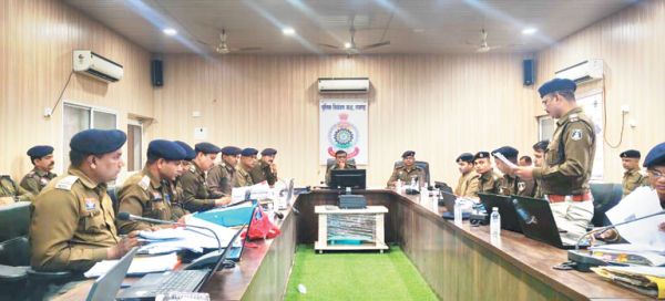 एसपी ने ली अपराध समीक्षा बैठक