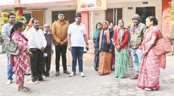 निगम क्षेत्र से अयोध्या धाम के लिए 7 श्रद्वालू रवाना