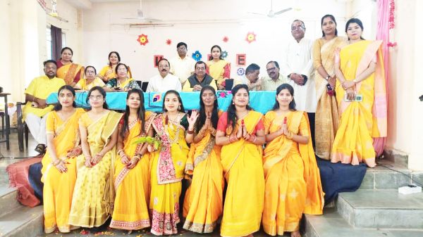 डाइट में बसंत पंचमी की धूम