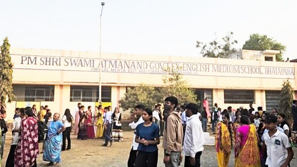 बसंत पंचमी पर स्कूल में चाकूबाजी, एक छात्र घायल