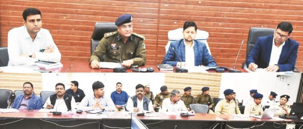 सडक़ दुर्घटनाओं की रोकथाम, सडक़ सुरक्षा समिति की बैठक