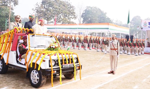 बलरामपुर में हर्षोल्लास के साथ मना गणतंत्र दिवस