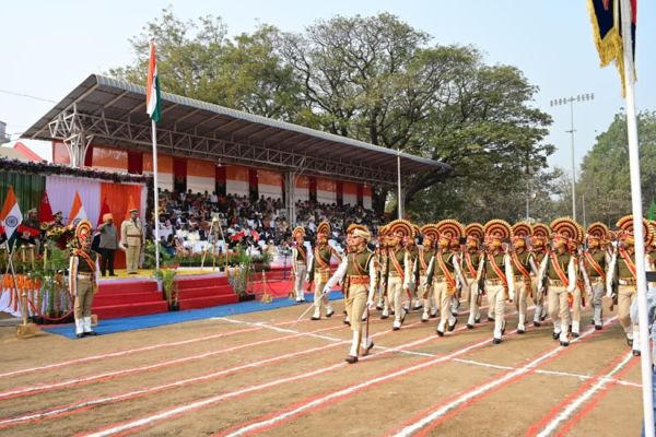 दक्षिण पूर्व मध्य रेलवे में 77वां गणतंत्र दिवस गरिमा और उत्साह के साथ मनाया गया
