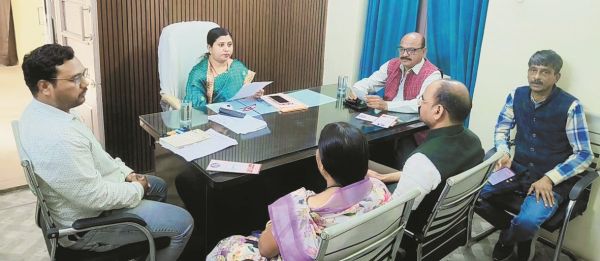 दुर्ग के 60 वार्डों में नालियों से गुजर रही पाइपलाइन हटेगी