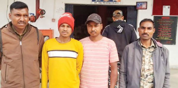 अवैध शराब परिवहन, दो आरोपी गिरफ्तार