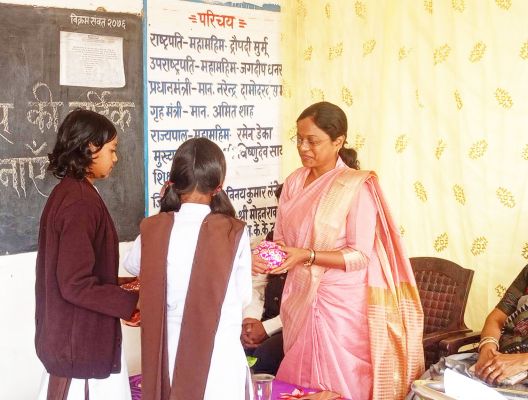 धूमधाम से मना 77वां गणतंत्र दिवस