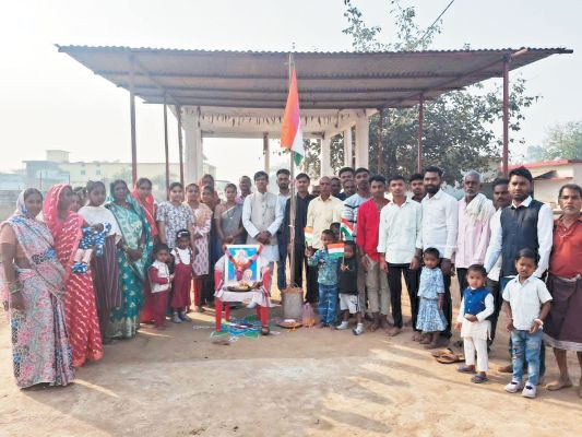 जनपद सभापति ने किया ध्वजारोहण