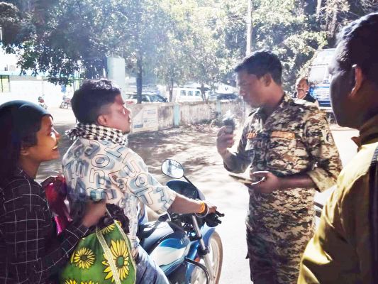 सडक़ सुरक्षा माह, दो दिनों में  193 वाहन चालकों पर चालान