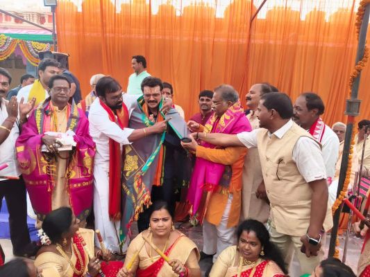 श्री बालाजी मंदिर के रजत जयंती महोत्सव पर महाअभिषेक